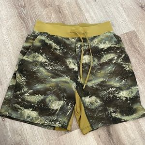 lululemon T.H.E short 7” linerless